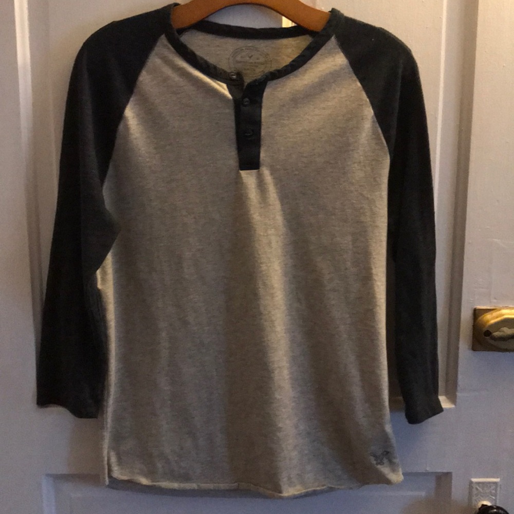 American Eagle Three Quarter Sleeve Baseball Tee